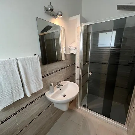 Guest house Al Mare Da Francesca 3*