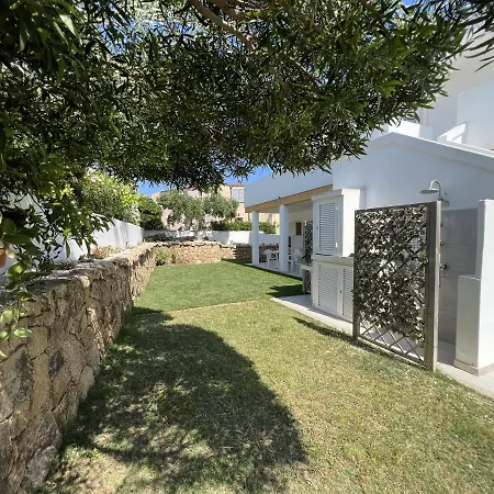 Al Mare Da Francesca בית הארחה