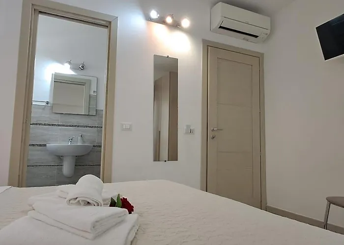 Al Mare Da Francesca 3* 올비아