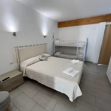 Al Mare Da Francesca Gasthof 3*