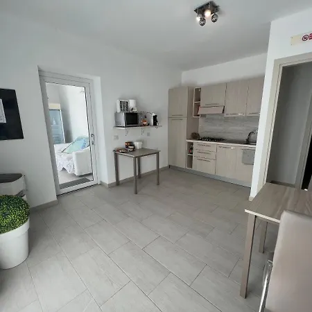 Pensionat Al Mare Da Francesca Olbia