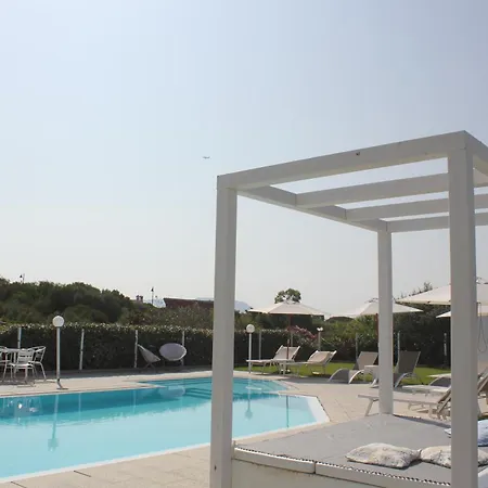 בית הארחה Al Mare Da Francesca אולביה