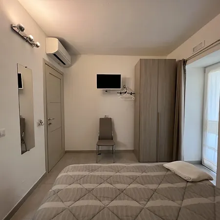 Al Mare Da Francesca 奧爾比亞