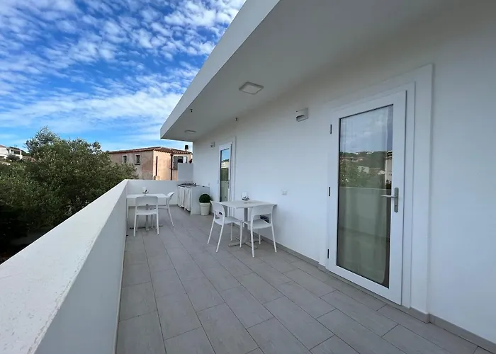 Al Mare Da Francesca בית הארחה