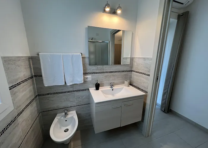 Al Mare Da Francesca בית הארחה